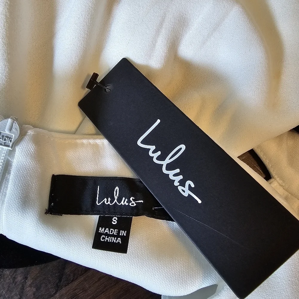 Lulus Enticing Endeavors White Sleeveless Square Neck Jumpsuit